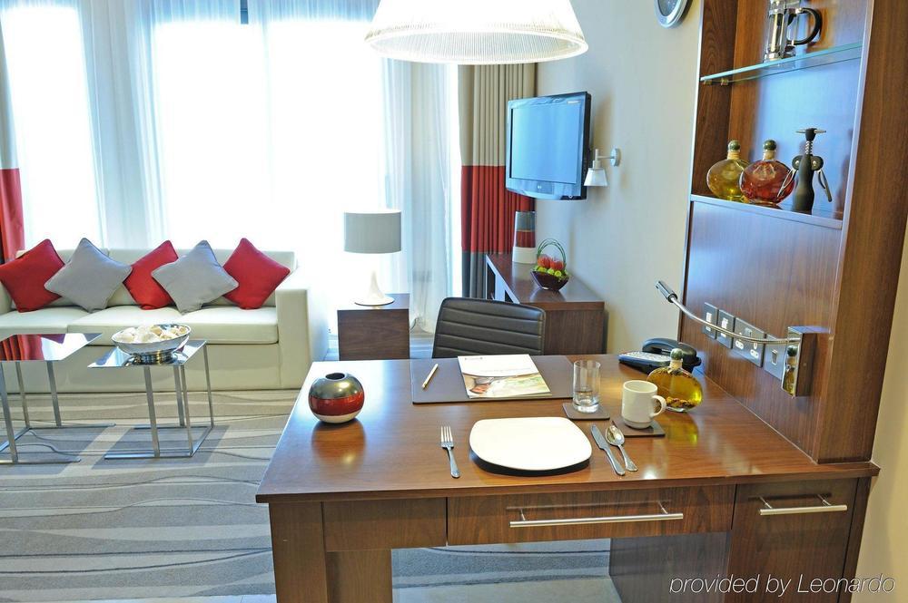 Staybridge Suites Yas Island Abu Dhabi By Ihg Phòng bức ảnh